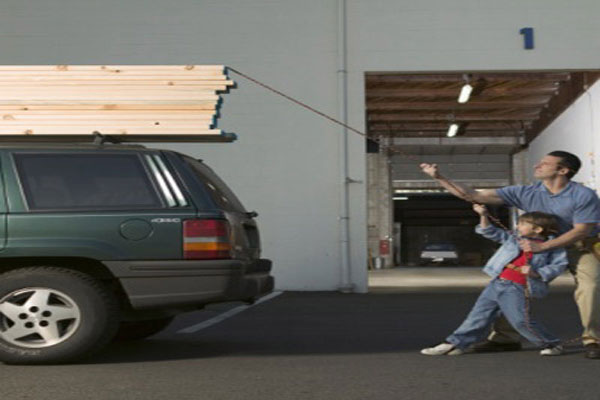 secure-lumber-to-vehicle-safely