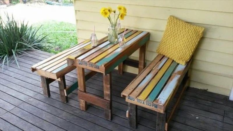 kids picnic table made of repurposed wood pallets