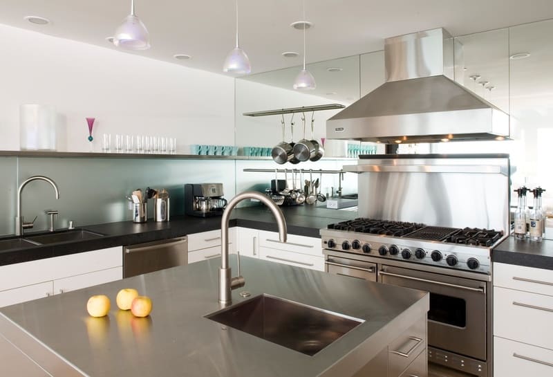 stainless-steel-contemporary-kitchen-backsplash
