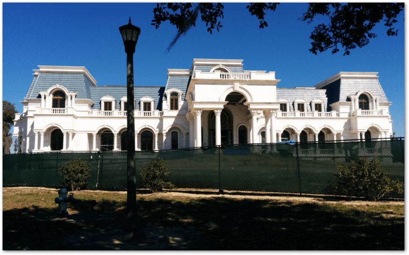 Versailles Mansion